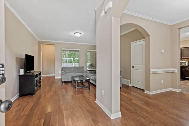 6025 GARRETT VALLEY LN, Arlington, TN 38002