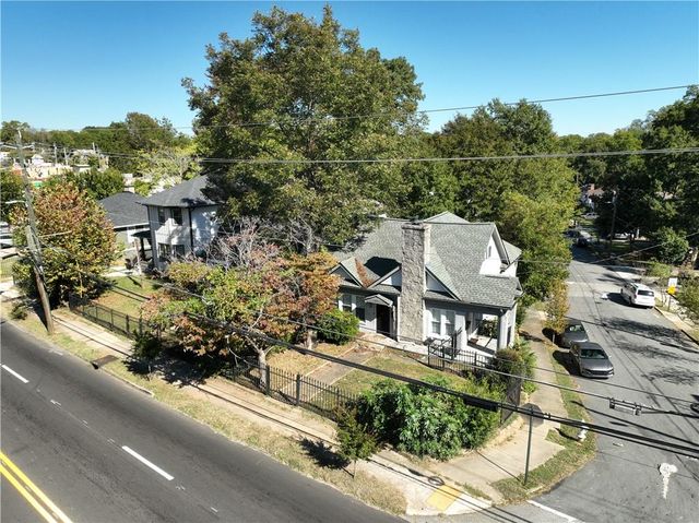 672 Cascade SW Avenue, Atlanta, GA 30310