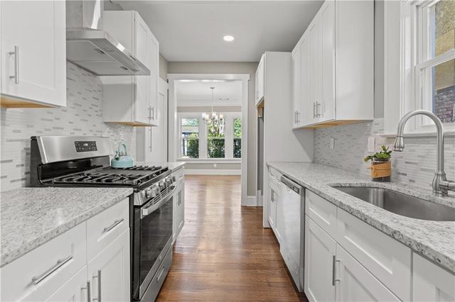 672 Cascade SW Avenue, Atlanta, GA 30310