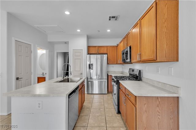 7833 Blesbok Court, Las Vegas, NV 89149