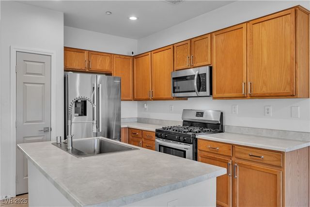 7833 Blesbok Court, Las Vegas, NV 89149