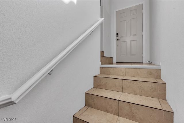 7833 Blesbok Court, Las Vegas, NV 89149