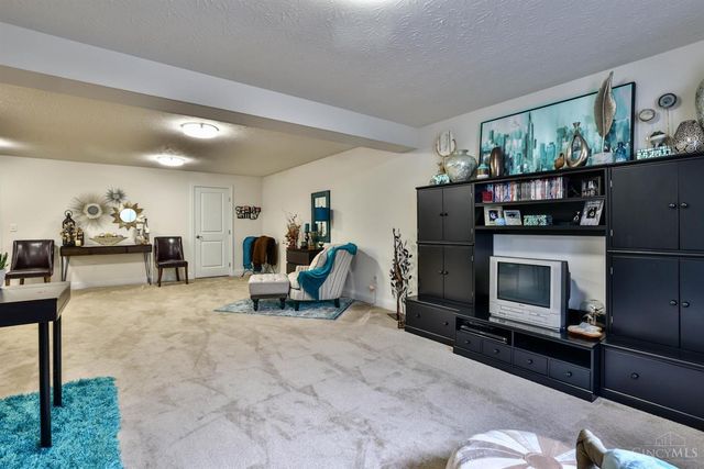 7644 Eleventh Hour Lane, West Chester, OH 45069