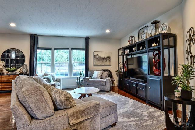 7644 Eleventh Hour Lane, West Chester, OH 45069