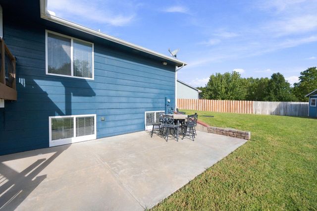 2542 N Shefford Ct., Wichita, KS 67205