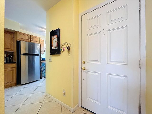 6290 BAHIA DEL MAR CIRCLE 12, St Petersburg, FL 33715