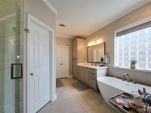 56 Amberstone Drive, Sugar Land, TX 77479