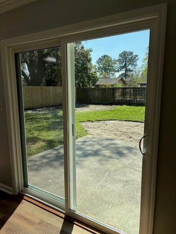 7719 Mendelwood Drive, North Charleston, SC 29418