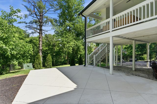 5433 Hill Road Cir, Nashville, TN 37220