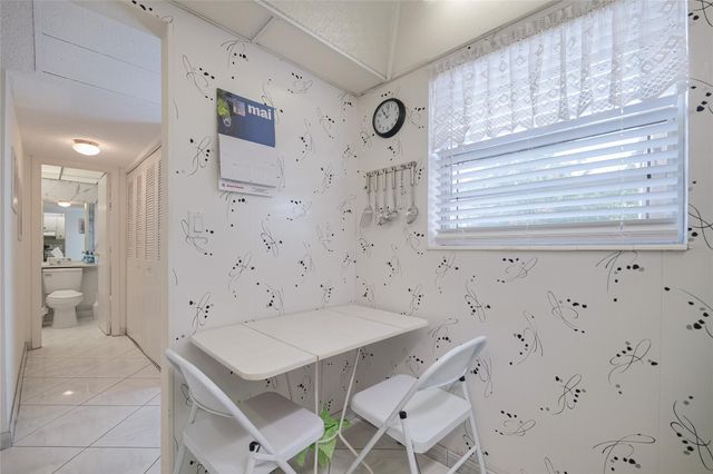 3431 NW 50th Avenue 213, Lauderdale Lakes, FL 33319