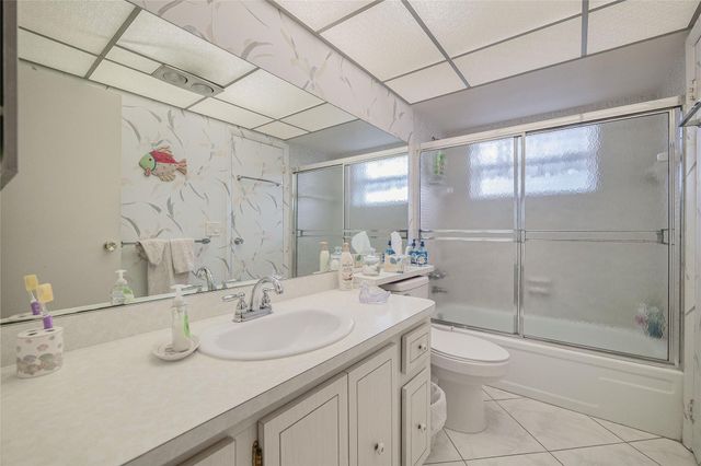 3431 NW 50th Avenue 213, Lauderdale Lakes, FL 33319