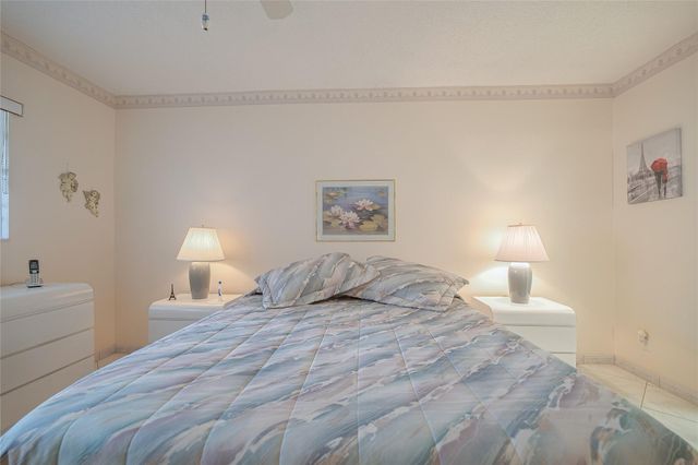 3431 NW 50th Avenue 213, Lauderdale Lakes, FL 33319