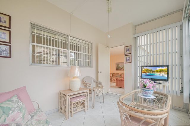 3431 NW 50th Avenue 213, Lauderdale Lakes, FL 33319