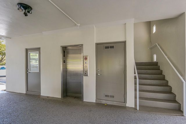 3431 NW 50th Avenue 213, Lauderdale Lakes, FL 33319