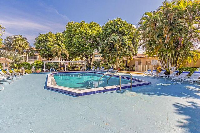 3431 NW 50th Avenue 213, Lauderdale Lakes, FL 33319