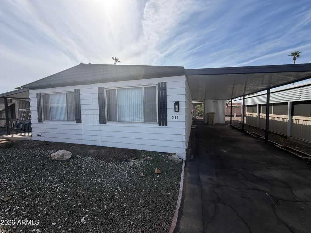 10701 N 99TH Avenue 211, Peoria, AZ 85345 — exterior