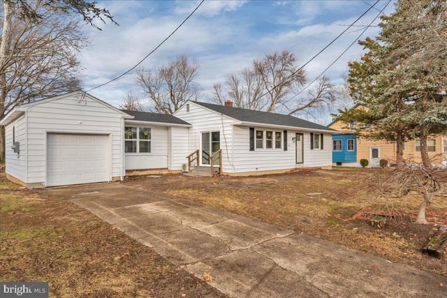 1415 LINCOLN AVE, West Deptford, NJ 08096