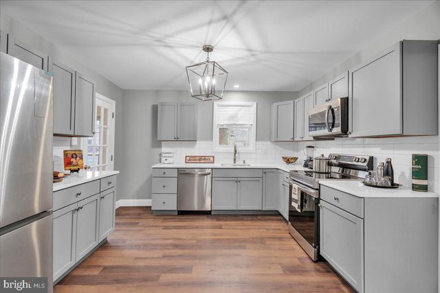 1415 LINCOLN AVE, West Deptford, NJ 08096