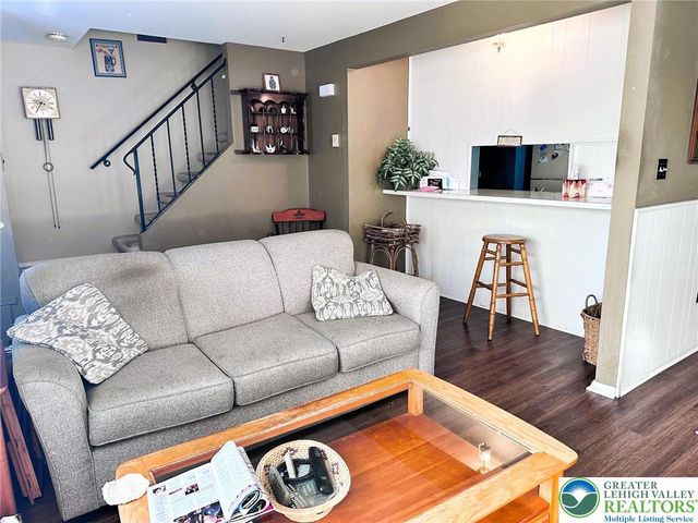 85 Covington Place, Catasauqua Boro, PA 18032