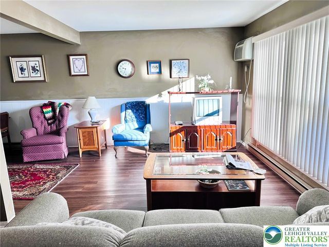 85 Covington Place, Catasauqua Boro, PA 18032