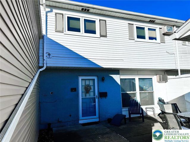 85 Covington Place, Catasauqua Boro, PA 18032