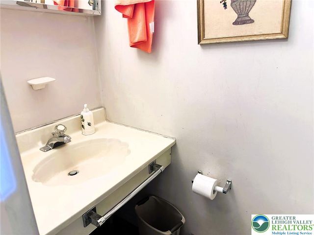 85 Covington Place, Catasauqua Boro, PA 18032