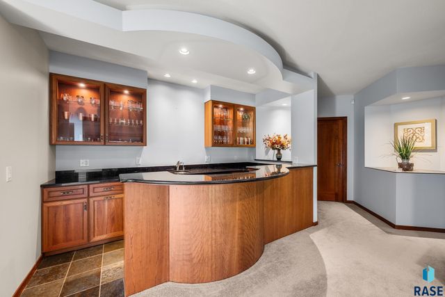 3209 S Nic Ann Ct Court, Sioux Falls, SD 57103