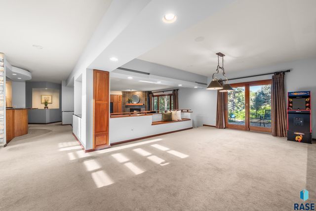 3209 S Nic Ann Ct Court, Sioux Falls, SD 57103