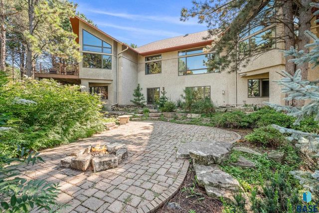 3209 S Nic Ann Ct Court, Sioux Falls, SD 57103