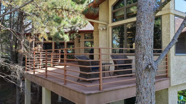 3209 S Nic Ann Ct Court, Sioux Falls, SD 57103
