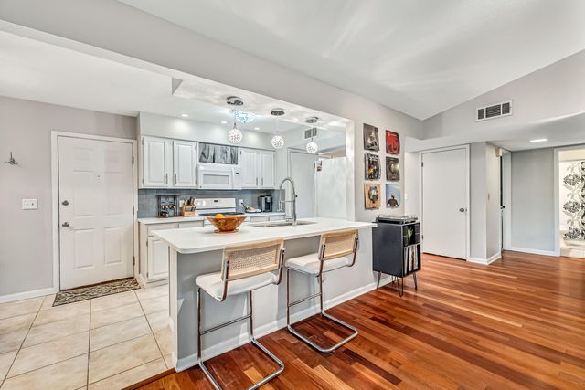 200 Long Leaf Court, Niceville, FL 32578