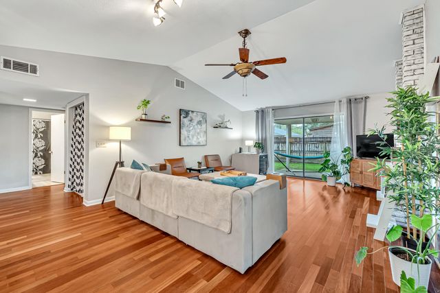 200 Long Leaf Court, Niceville, FL 32578