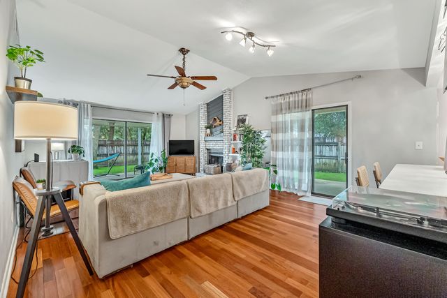 200 Long Leaf Court, Niceville, FL 32578