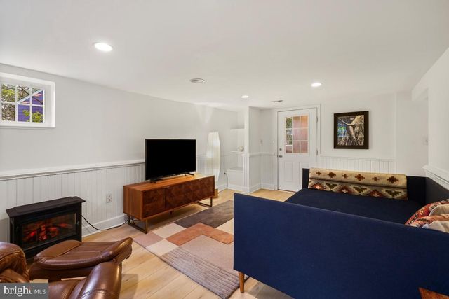 705 ELM AVE, Takoma Park, MD 20912