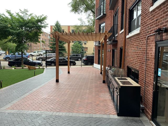 7645 N SHERIDAN Road 113, Chicago, IL 60626