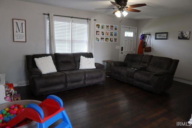 453 Sunset Drive, Mount Vernon, IN 47620