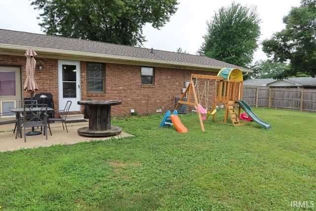 453 Sunset Drive, Mount Vernon, IN 47620