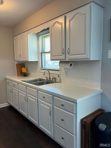 453 Sunset Drive, Mount Vernon, IN 47620