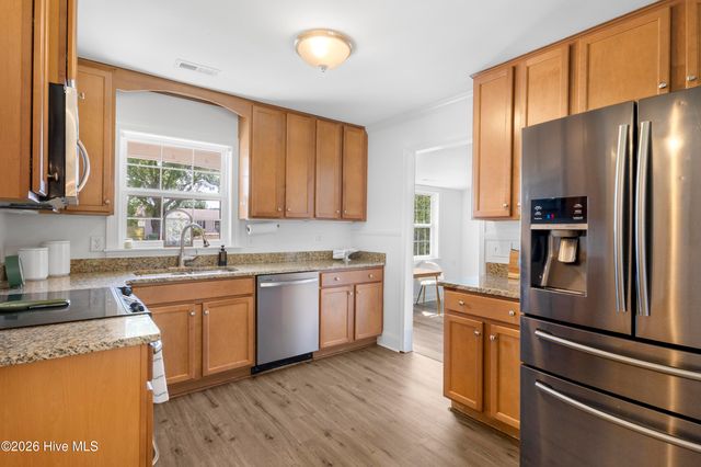 122 Spartan Road, Wilmington, NC 28405
