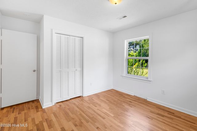 122 Spartan Road, Wilmington, NC 28405