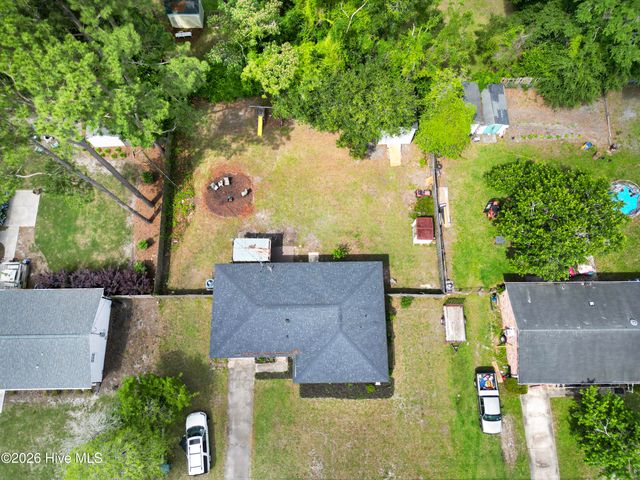 122 Spartan Road, Wilmington, NC 28405