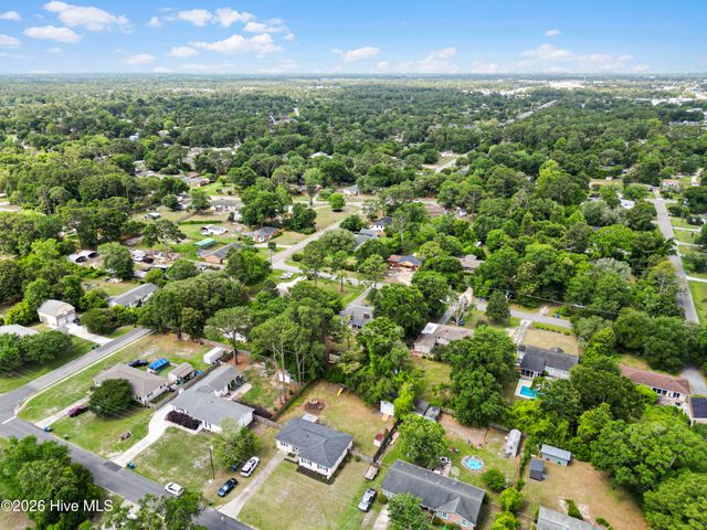 122 Spartan Road, Wilmington, NC 28405