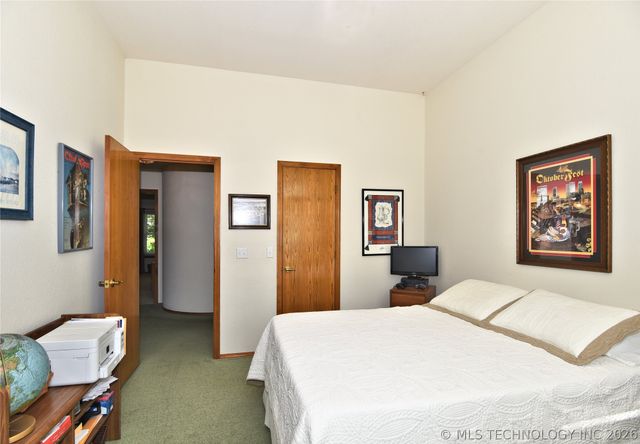 8704 S Delaware Place, Tulsa, OK 74137