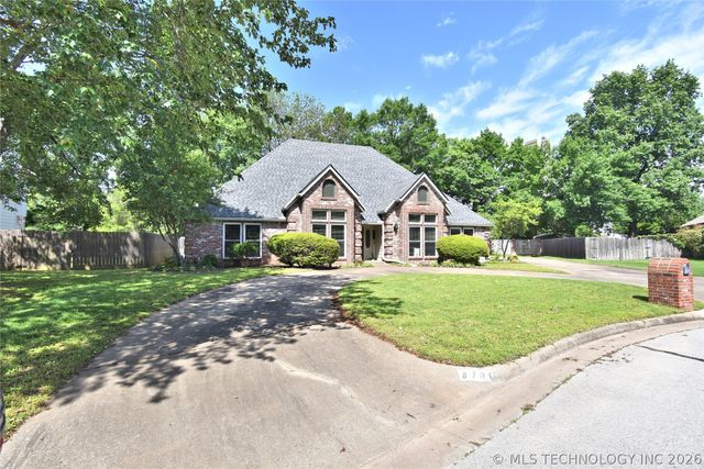 8704 S Delaware Place, Tulsa, OK 74137