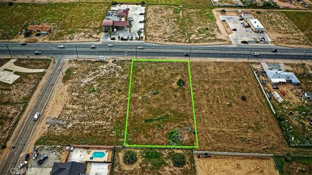 15058 Main, Hesperia, CA 92345