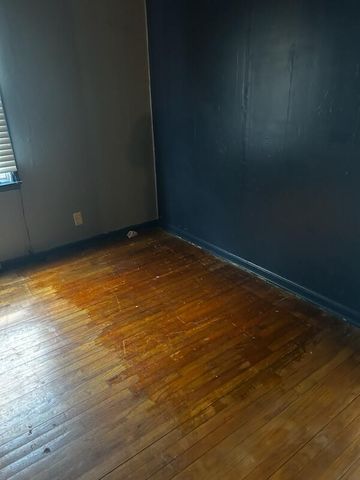 286 Tompkins Street, Gary, IN 46406