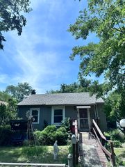 286 Tompkins Street, Gary, IN 46406