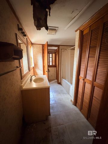 434 Highway 83, Evergreen, AL 36401