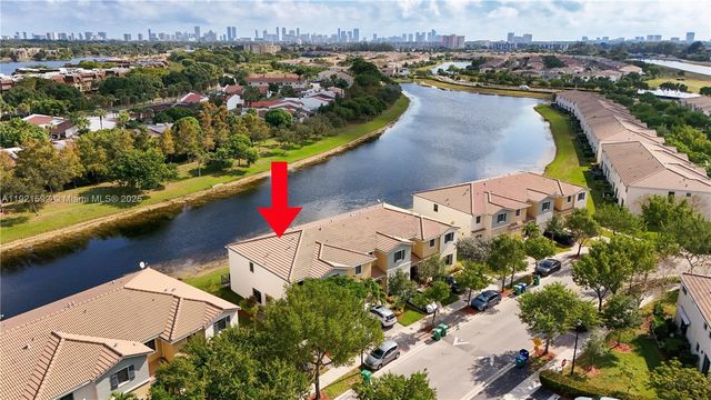 401 NE 194th Ln, Miami, FL 33179