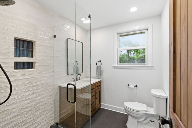 510 Rochelle Dr, Nashville, TN 37220